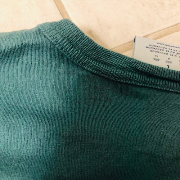 NWOT Champion T Shirt! Large - Picture 7 of 7